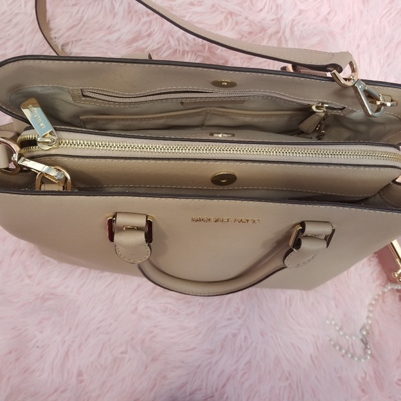 Michael Kors Beige Medium leather shoulder bag - Picture 3 of 7